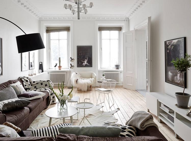 Fenyő padló, szépen megőrzött stukkó, tágas, világos terek - egy remek 112nm-es lakás, skandináv stílusú lakberendezéssel