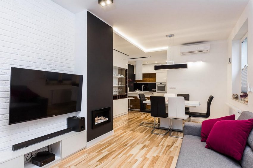 Két másfél szobás lakás frissen berendezve - színek és természetes fa elemek