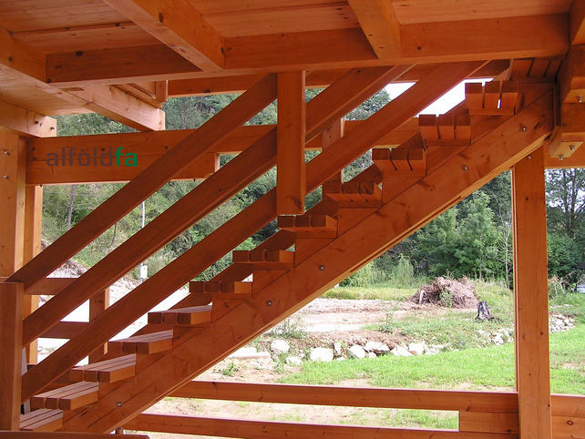 KVH fagerenda - szárított gyalult hossztoldott gerenda minden modern építészeti fafelhasználásra 3