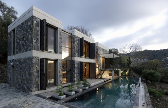 modern-but-traditional-house-design-1