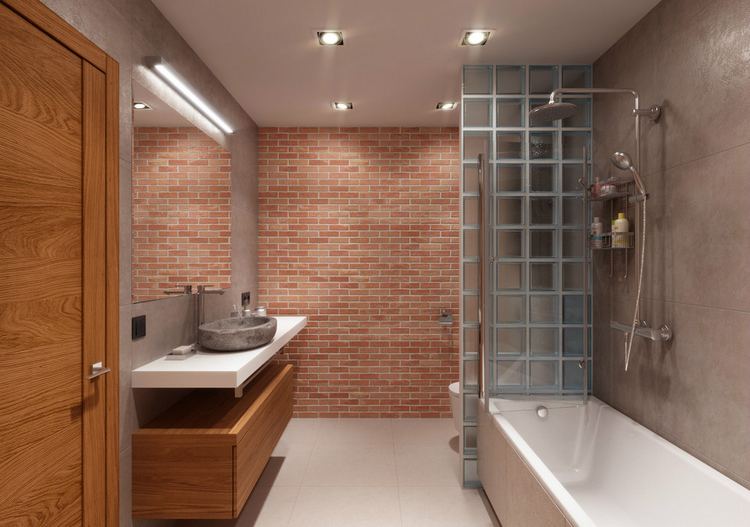 Kád és zuhanyfülke egyben, tégla dekor, üvegtégla és fa - 6,3nm-es fürdőszoba ötlet