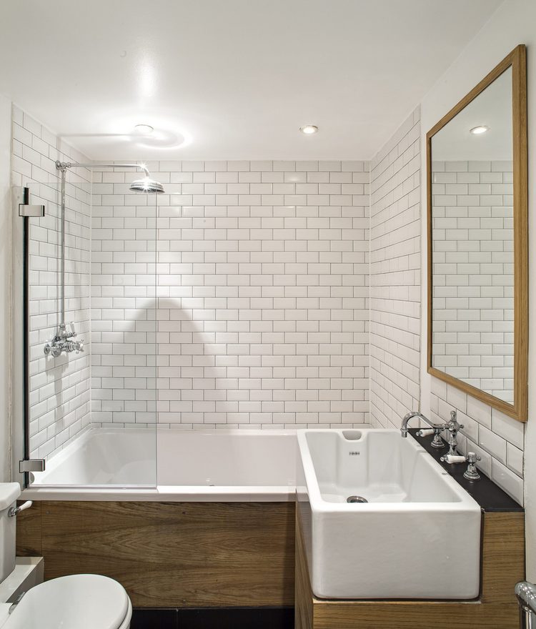 Fürdőszoba ablak nélkül, kevés természetes fénnyel
