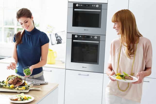 Bauknecht PureClean technológiát alkalmazó beépíthető sütő - háztartási gépek, konyhagépek