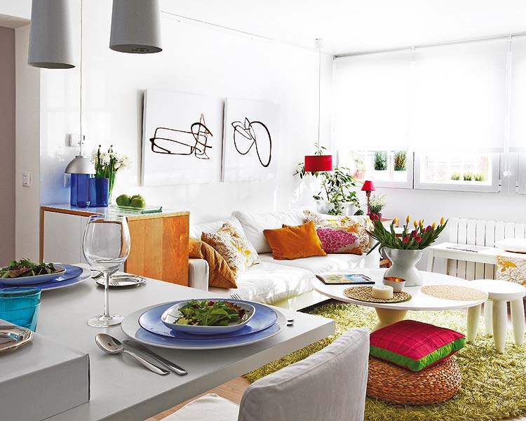 étkező pult és nappali - Teljes lakásfelújítás egy 40nm-es otthonban a zónák ügyes átszervezésével