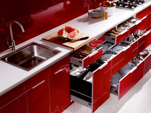 Fekete konyha, piros konyha - ötletek, ha erőteljes, drámai konyhát szeretnél - IKEA konyha, RATIONELL rendszerezők