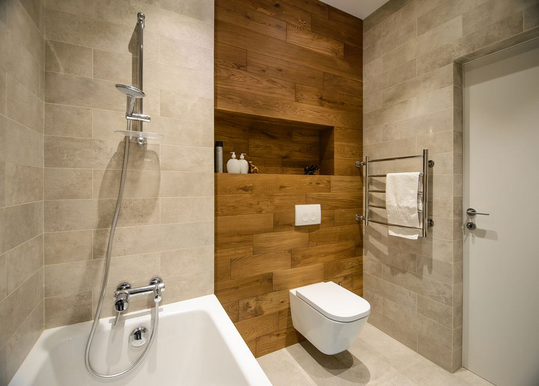 Fürdőszobában is alkalmazható a laminált padló falak, falrészletek díszítésére - jó szellőzés mellett, víznek nem közvetlenül kitéve
