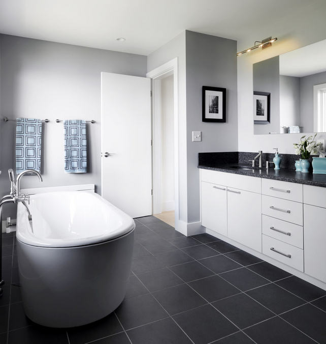Ezek a szürke remek összhangban van a fehér bútorrral és fekete mosdópulttal: Benjamin Moore, HC-169 Coventry Gray