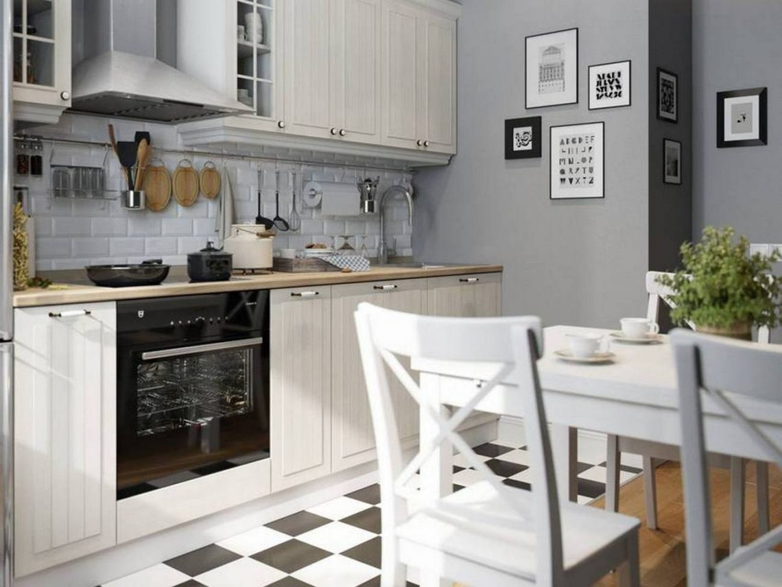 Otthonos, barátságos kis 41nm-es lakás IKEA bútorokkal és táblafestékkel dekorált nappali fallal