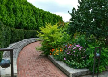 Tégla - egy remek, tartós, látványos kültéri járófelület - ötletek