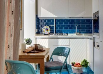 Kis lakás nagy könyvtárral – munka, pihenés, vendégek – praktikus berendezés 35m2-en