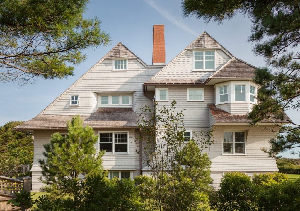 Álomkonyha fa bútorral, zsírkő pultokkal