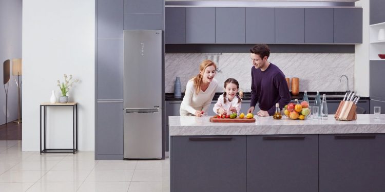 Új, energiahatékony LG Centum System hűtőszekrény - meggyőző teljesítmény és tartósság, innovatív dizájn és hosszú garancia