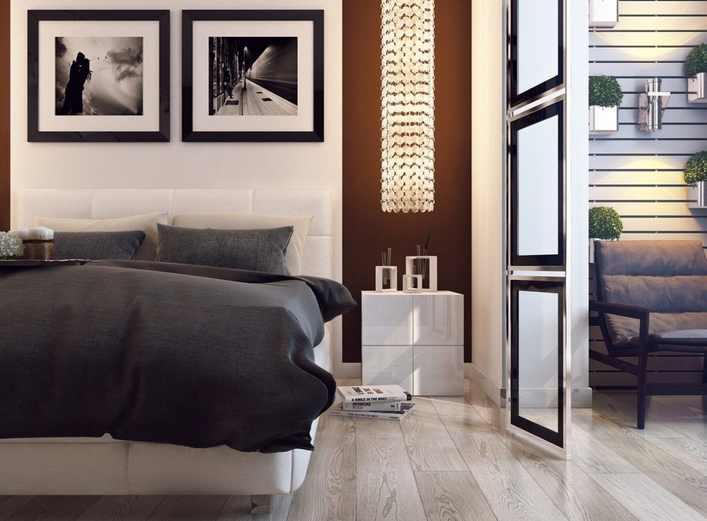 Elegáns hálószoba kontrasztos árnyalatokkal, beépített erkéllyel Elegáns hálószoba kontrasztos árnyalatokkal, beépített erkéllyel