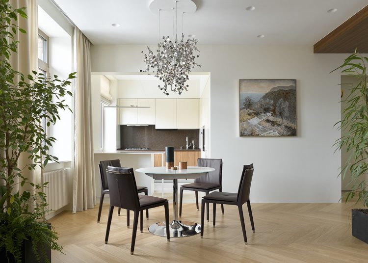 Fiatal család 105m2-es lakása - az idejétmúlt elosztás radikális átalakításával modern, elegáns és kényelmes tereket alkotott a lakberendező