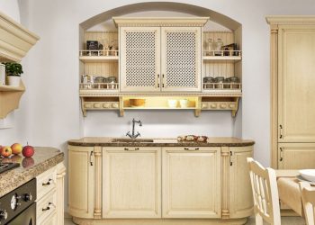Klasszikus stílus a konyhában - a klasszikus bútorokkal berendezett konyha legfőbb jellemzője az időtlenség