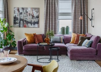 Szép színek és textúrák, otthonos, meleg és életteli lakberendezés, érdekes részletek 110m2-en, egy család négyszobás lakásában