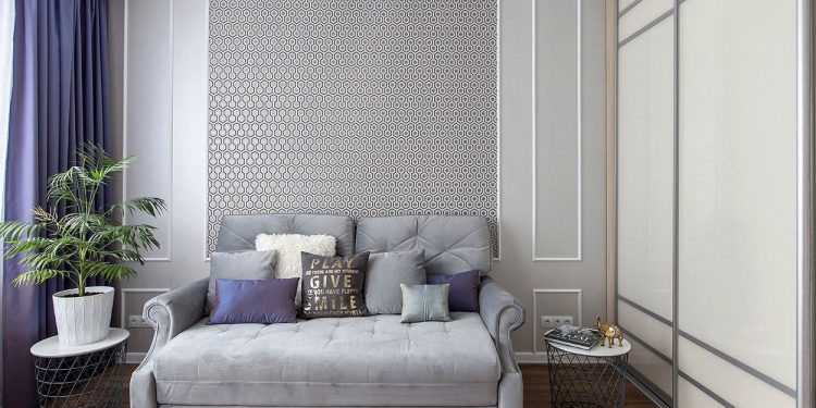 Látványos világoskék konyha panellakásban, 51m2-en kényelmes gyerekszoba egy fiatal pár otthonában