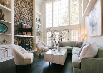 lakberendezési tipp a magasba futó falak dekorálására