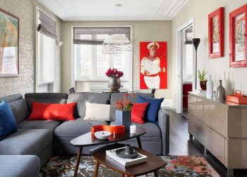 Merész piros konyha és kiegészítők egy férfi 97m2-es lakásában