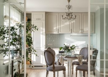 Légiesen könnyű nőies otthon, egy nagyon szép, modern klasszikus stílusban berendezett 69m2-es lakás pasztell színekkel