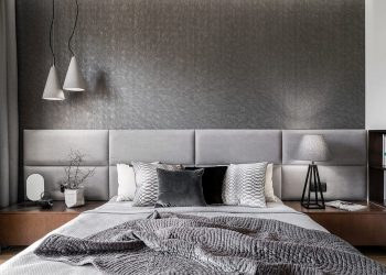 Lakás berendezése egy modern, kényelmes szálloda szobáinak stílusában