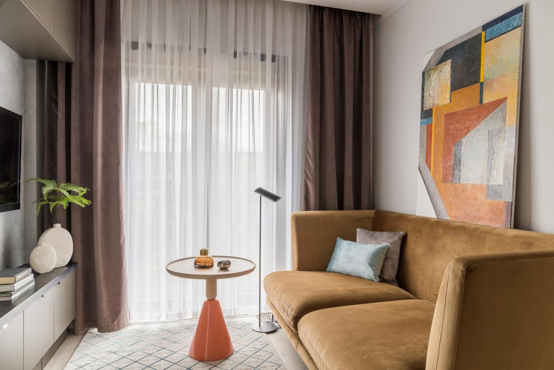 Harmonikus, szép színek 30m2-es lakásban, külön háló, stílusos, univerzális berendezés