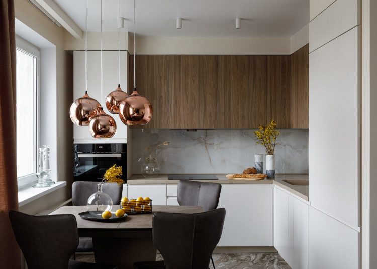 Falak átalakításával kényelmesre hangolt 52m2-es, kétszobás lakás, modern berendezés