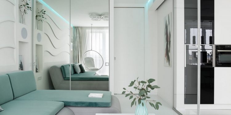Fehér a tulajdonos kedvenc színe, modern, látványos enteriőrt tervezett otthonában a lakberendező