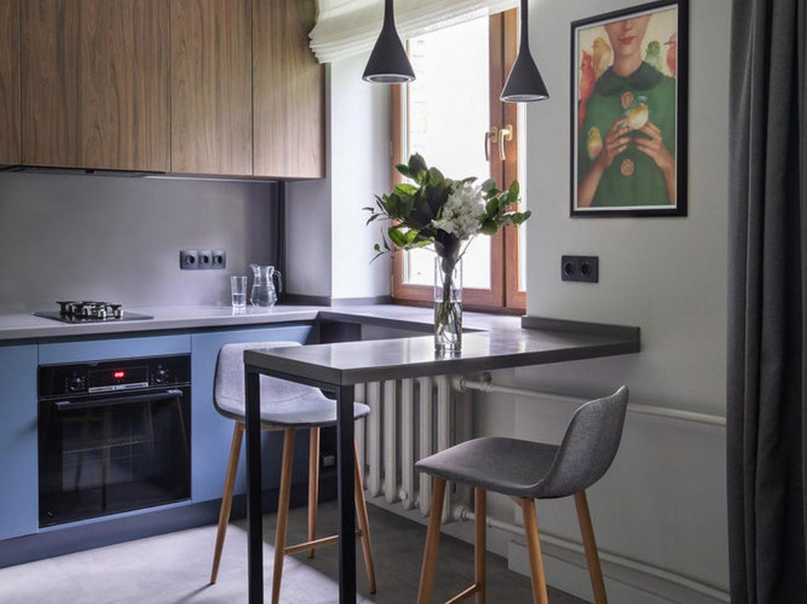 Fiatal lány 30m2-es otthona kényelmes, praktikus berendezéssel, visszafogott dekorációval