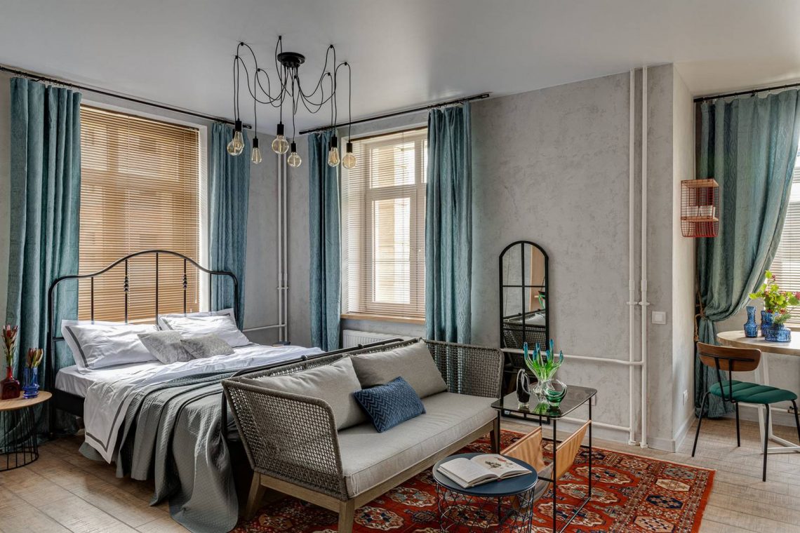 Stúdiólakás egyedi felújítása, különleges hangulat, stílusos tér válaszfalak nélkül 36m2-en