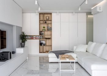 Fehér és modern - kétgyermekes család 99m2-es otthona látványos, világos közösségi térrel