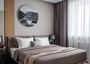 Otthonos minimalista enteriőr fiatal férfi 60m2-es, kényelmesre hangolt kétszobás lakásában