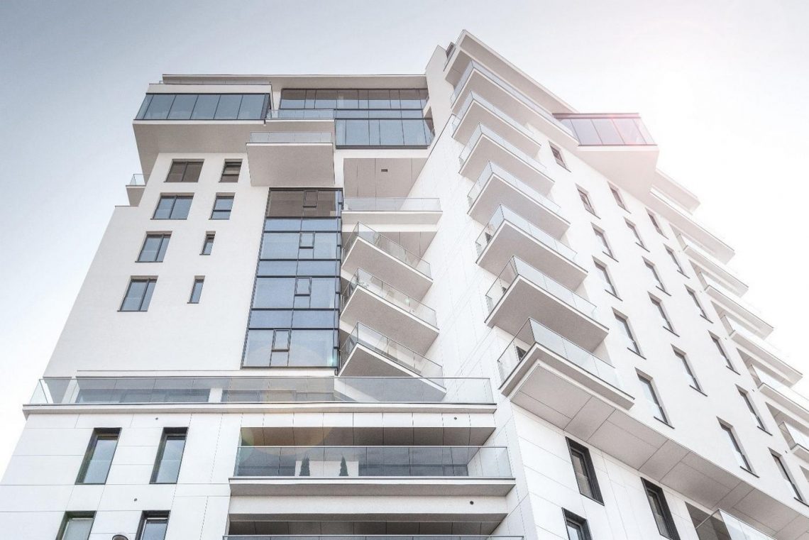 Egy fehér homlokzat sosem lehet csak „fehér”