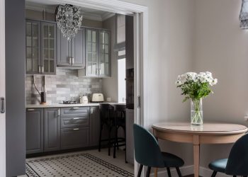 Hölgy belvárosi 53m2-es lakásának szép felújítása az alaprajz optimalizálásával