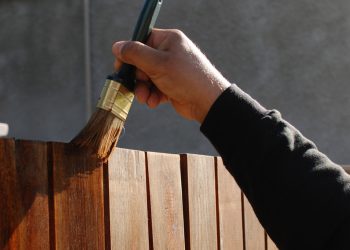 Kerti kisokos: ezek a legfontosabb kültéri felújítási munkák tavasszal!