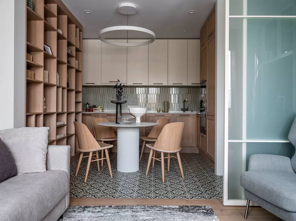 45m2 sokkal használhatóbb kialakítással - eltolható üvegfallal optimalizált nappali és konyha helyiségek