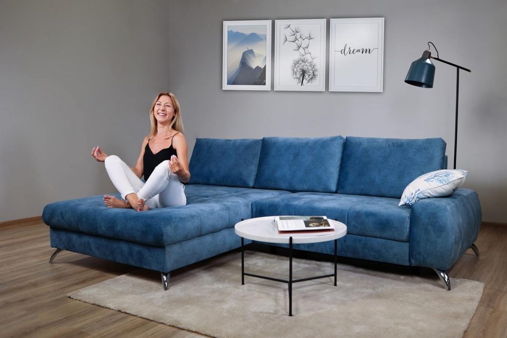 Színezze a nappalit: válasszon egy divatos kanapét!