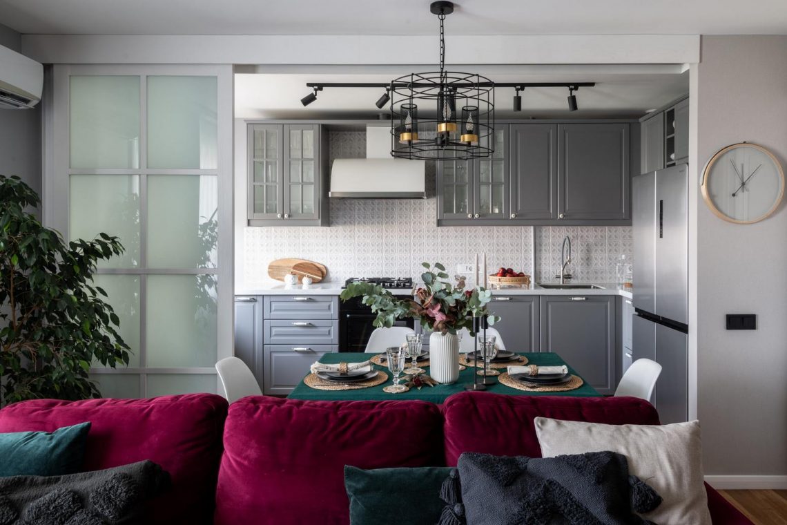 Átgondolt tervezés, funkcionalitás és stílus találkozása 78m2-en - háromgyermekes család négyszobás lakása