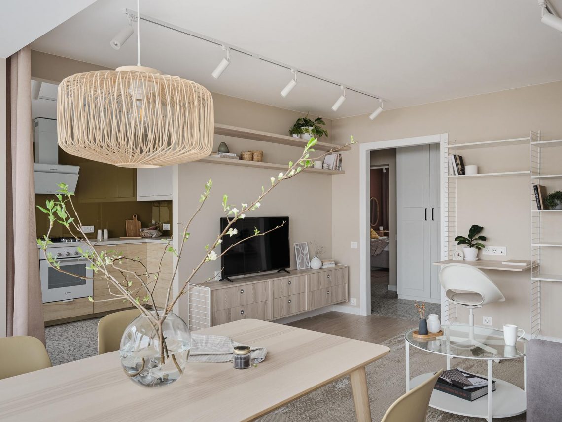 Előtte, utána: Felújítás 30 év után kétszobás, 53m2-es lakásban