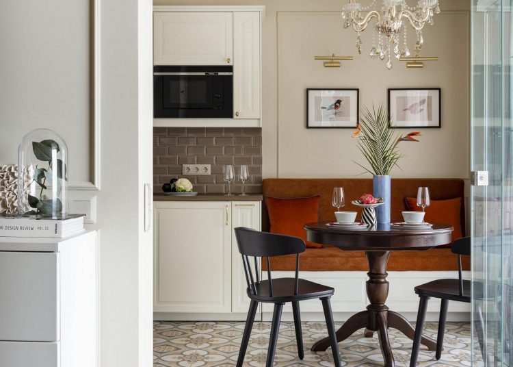 Hogyan valósították meg a kívánt elosztást egy házaspár 43m2-es, szépen berendezett otthonában