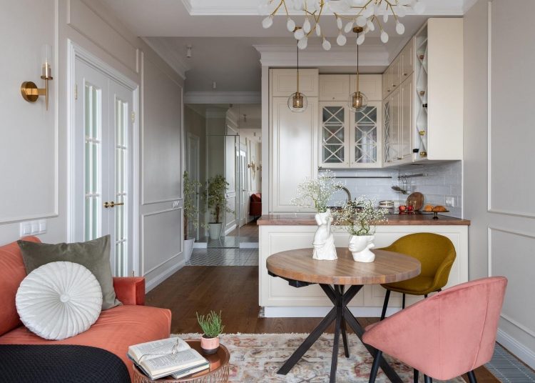 Fiatal nő szépen berendezett 47m2-es otthona modern és klasszikus részletekkel