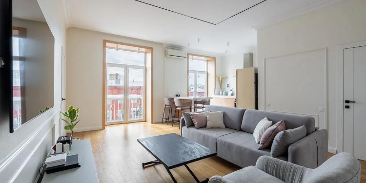 Könnyed, minimalista lakberendezés 54m2-en - fiatal férfi új otthona az alaprajz átalakításával