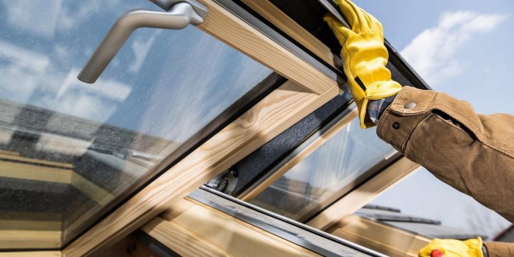 Színes, fóliázott PVC-U ablakok - Nem kell lemondani a műanyag ablakok előnyeiről egy fahatású nyílászáróért