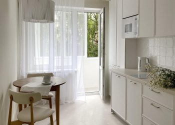 Kis lakás teljesen fehérbe öltöztetve - lakásfelújítás és egyszerű berendezés ízlésesen, 35m2-en