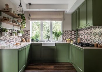 Nagyon szépen berendezett vidéki családi ház, otthonos, elegáns enteriőrökkel