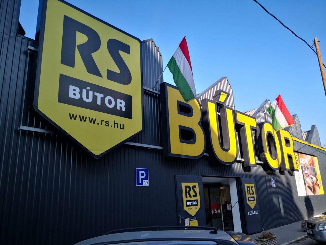 Otthon Bútorkiállítás hazai és nemzetközi gyártók részvételével + 30 éves RS Bútor