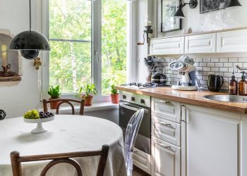 Lakberendező nélkül - család 44m2-es otthonának berendezése saját ötletekkel