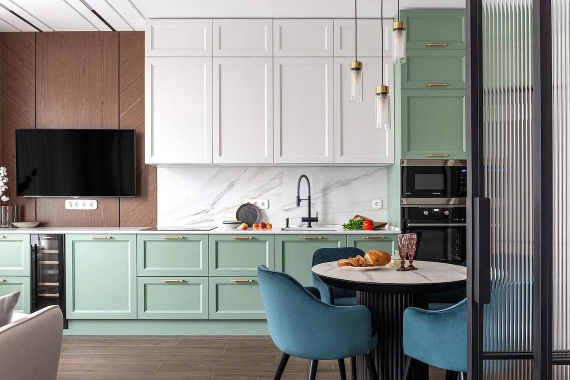 35 éves férfi 52m2-es modern, tágasra hangolt otthona nagy gardróbhelyiséggel