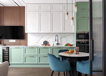 35 éves férfi 52m2-es modern, tágasra hangolt otthona nagy gardróbhelyiséggel