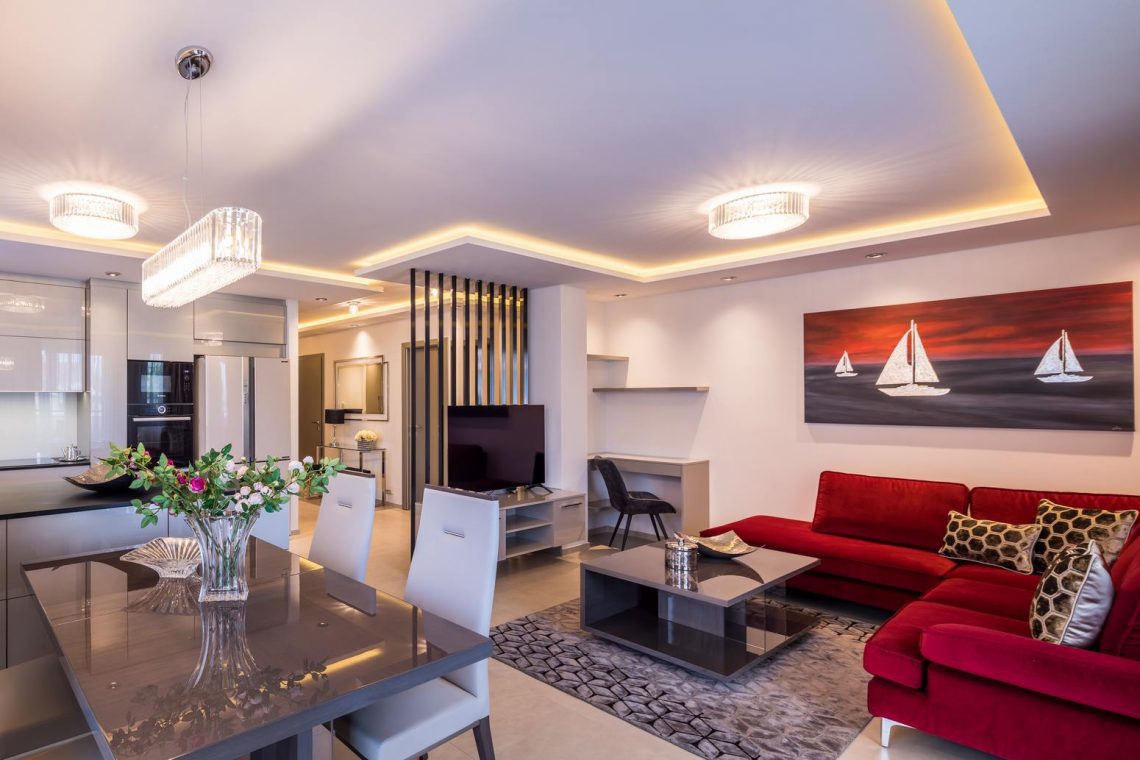 Az eredeti alaprajz alapos áttervezése középkorú házaspár otthonában - 100m2-es lakás a 14. kerületben